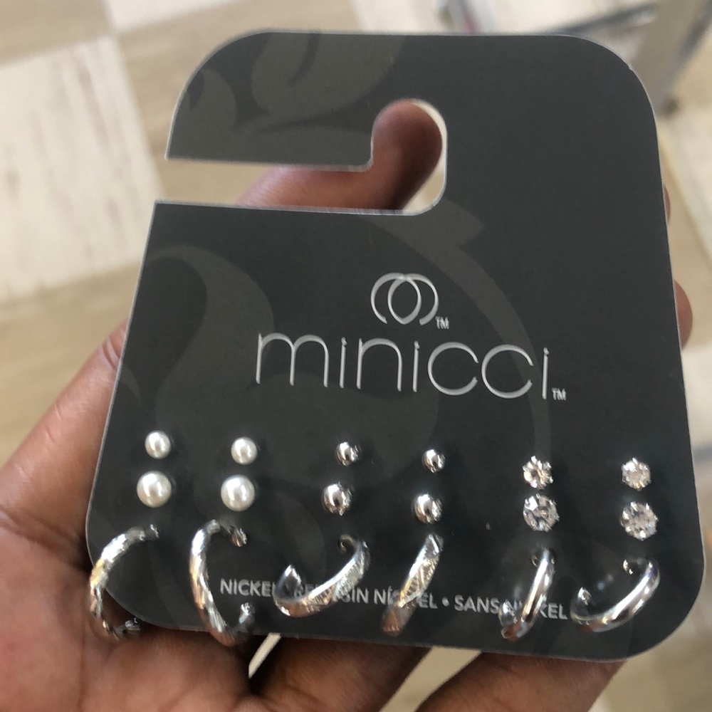 Earings